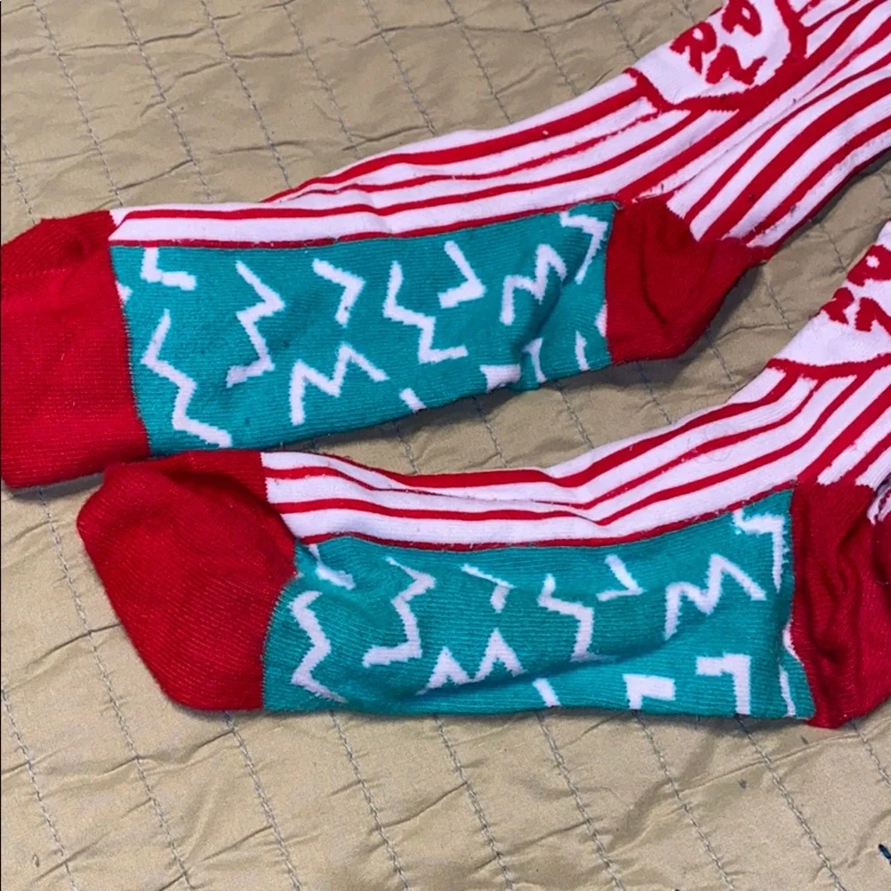 Movie Theater Pop Corn Socks - Picture 2 of 5
